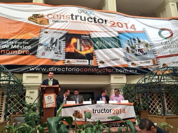 HGramillo's tweet photo. Gracias por acompañarnos en el lanzamiento @constructordire 2014 @Pepe_Campillo @Luis_deVilla  @gobdgo http://t.co/gOuHDDTfuV