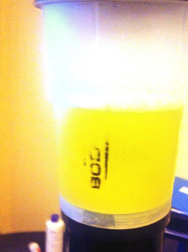 GetUpAndGo86's tweet image. Real gym partners won't see others stuck! Sharing my last bit of c4 with @fitstuff08 @Cellucor! #fitfam #fitness