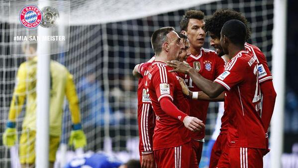 Hurra!
Dem FCB gelingt die früheste Bundesliga-Meisterschaft aller Zeiten - 7 Spieltage vor Saisonende #MiaSanMeister