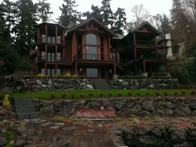 Almost ready to shoot some pretty pictures. Beautiful location in Seattle. http://t.co/33ZVHWFUCt<a href="/tag/bellathebrut"class="tags"><span>#bellathebrut</span></a>