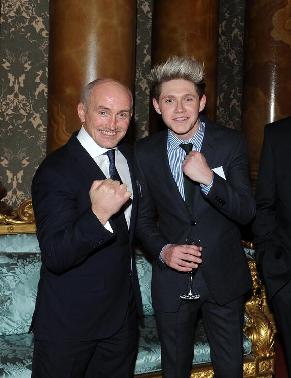 MalcolmMcNally's tweet photo. @ClonesCyclone and @NiallOfficial at Buckingham Palace Irish community reception tonight http://t.co/VH3RKQrfqU http://t.co/BVSHmnD8HR