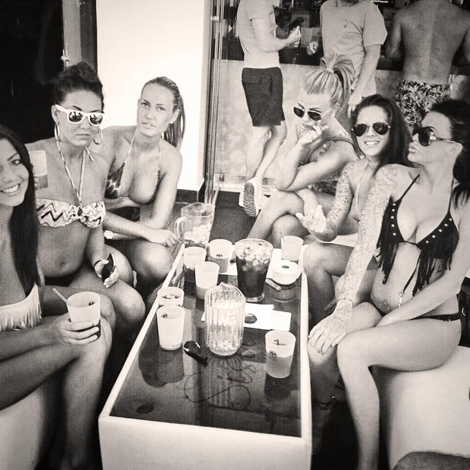 Look at what I just found @TeddyEdwardes #sun #spain #girlfun http://t.co/oqOLNR165s<a class="tags" target="_blank" title="On Twitter" href="/?out=eyJ0eXAiOiJKV1QiLCJhbGciOiJIUzUxMiJ9.eyJpYXQiOjE3MjM1MzMyNTEsImlzcyI6InR3cG9ybnN0YXJzLmNvbSIsIm5iZiI6MTcyMzUzMzI1MSwiZXhwIjoxNzU1MDY5MjUxLCJyZWRpcmVjdF91cmwiOiJodHRwczovL3R3aXR0ZXIuY29tL1RlZGR5RWR3YXJkZXMifQ.qVqwBY4tKE-9faJGWrThxzKAwdM_mjBW9uXyG8sFC_qbPjY45Xl5gKxAK-bTJ9Ypg5FEt9sJrsraRVSfHKmtIg">@TeddyEdwardes</a><a href="/tag/sun"class="tags">#sun</a><a href="/tag/spain"class="tags"><span>#spain</span></a><a href="/tag/girlfun"class="tags"><span>#girlfun</span></a>