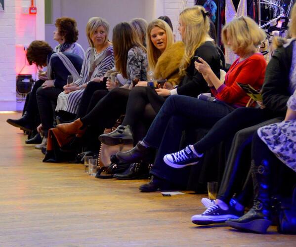 1StopPromShopUK's tweet image. Halifax Prom Fayre @Thevenuehalifax  photograph courtesy of Julie Teague Photography