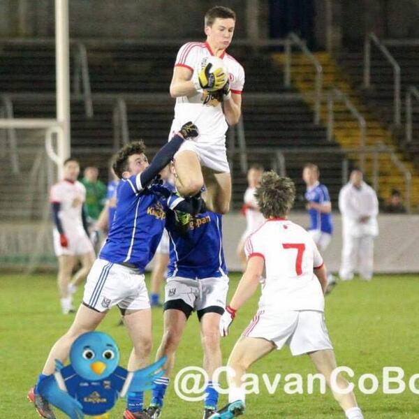 What about this catch by <a href="/CMckenna7/">Conor Mckenna</a> with the black &amp; yellow #CmacGloves #DareToBeDifferent <a href="/JoeBrolly1993/">Joe Brolly</a>