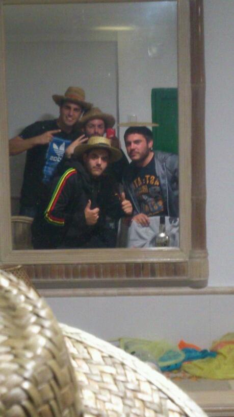 jorgemelo94's tweet photo. @cristian_cr94 @ismaelonfire8 @damarhez http://t.co/ja4MOeeVcl