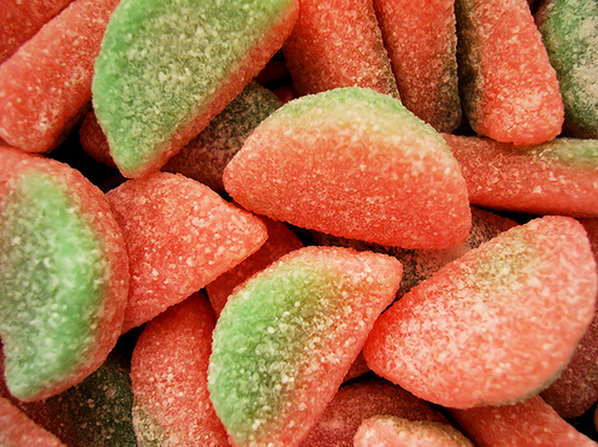 DynamiteRedneck's tweet photo. “@fucktvler: best candy ever 😋🙌 http://t.co/0Rf5GF45IJ” agreed 👍😝