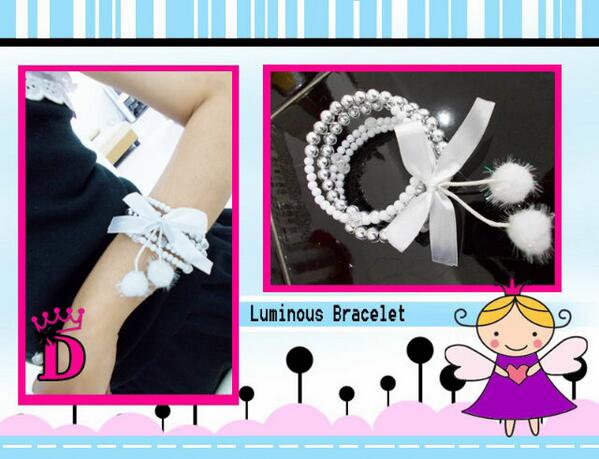 Starly_Shop's tweet photo. White Bracelet Rp.40.000 http://t.co/WugYedhHdY