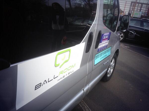 BallroomEvent's tweet photo. Ballroom on tour tijdens Dwars door Vlaanderen #DDV http://t.co/DpXvkJqM4l