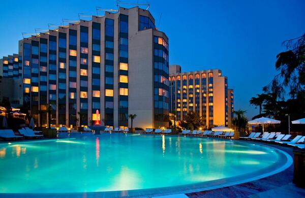 Swissotel The Bosphorus Istanbul'da en iyi fiyatla eşsiz bir konaklama için tık tık >> bit.ly/1oubx5Z
