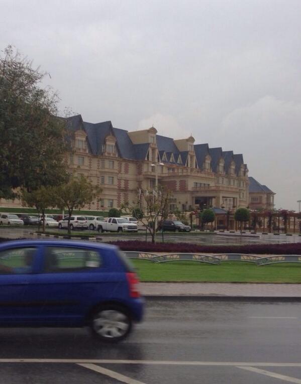 الصورة ليست من أوروبا ، انها من قطر الحب بعد هطول أمطار الخير والحمدلله .