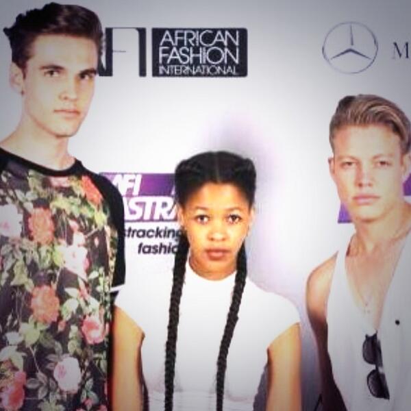 I have such handsome friends and here I am trying to make bed hair a thing 😒 @ThatKidFromJoey @BrandonInWords