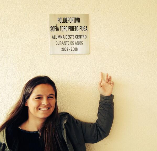 Muy feliz de volver a mi instituto,Afonso X O Sabio.Y de que le pongan mi nombre al pabellón que tiene.Ya tengo 2!✌️