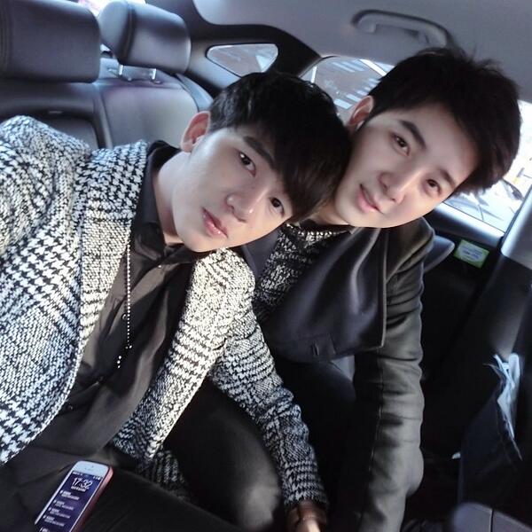 everyfin's tweet photo. โอปป้าาาาาา 5555555555 #bankarn #everyfin http://t.co/xU7jPIJ8qW