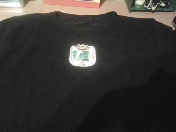 Foto de las nueva camiseta que llevara el INFIERNO