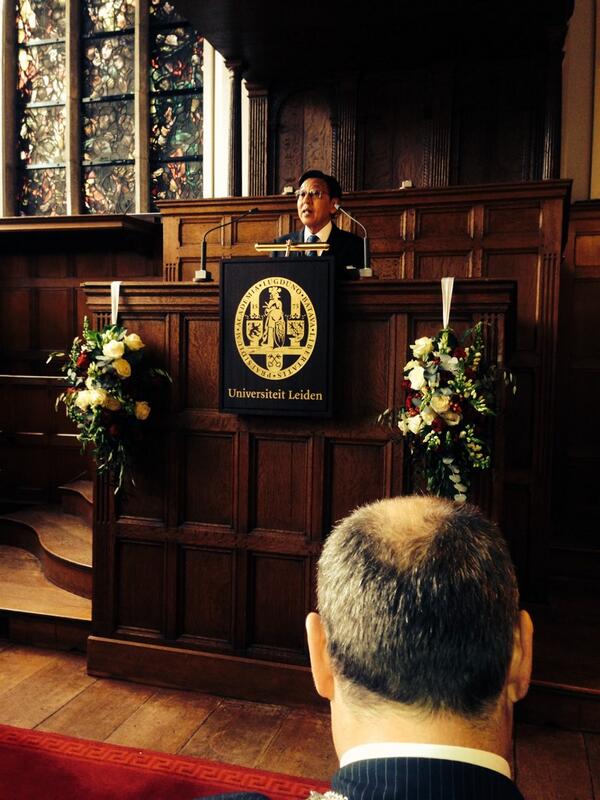 Sterke speech vice president <a href="/boediono/">boediono</a> #Indonesie, tribuut aan <a href="/UniLeiden/">Universiteit Leiden</a> en vooral aan sterke natie en economie