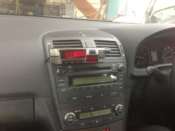 NottinghamRadio's tweet photo. Digitax F2 in a Avensis http://t.co/ZTPkzn45PM