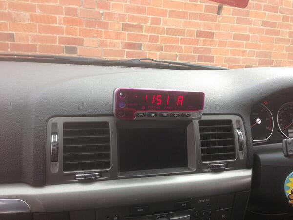 NottinghamRadio's tweet photo. Cygnus MR500 in a Vectra. http://t.co/NfjausMjp0