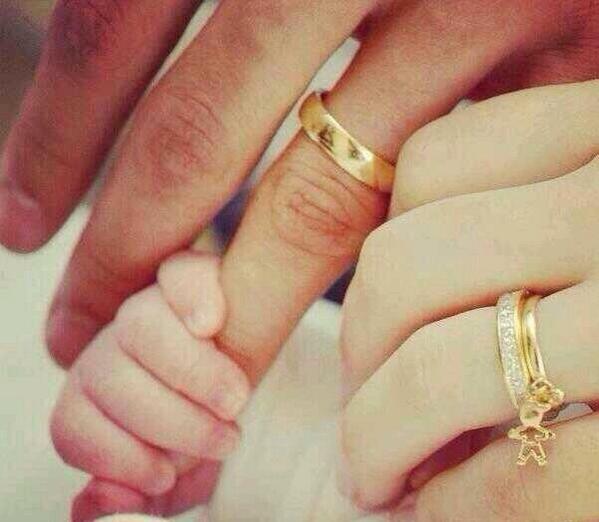 PostBadCouple_'s tweet photo. 😍😍 >>>>>>>> http://t.co/IKrBsjpMcD