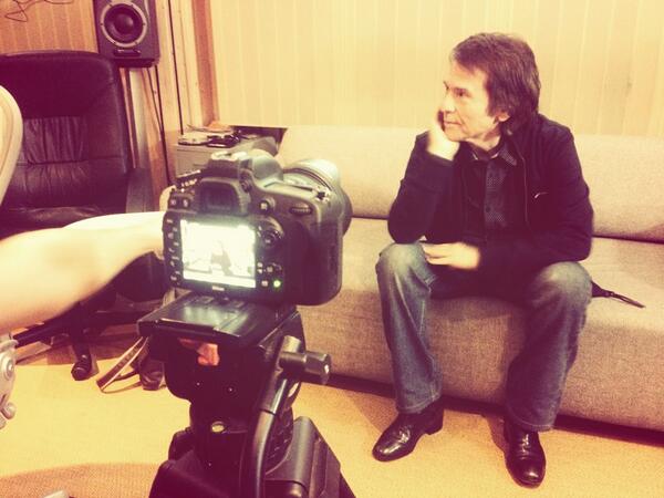 Прямая ссылка на встроенное изображение