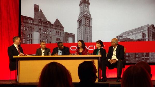 rosespicer's tweet image. Discussing the differentiated customer experience across industries. #OracleIC14 #oracleretail