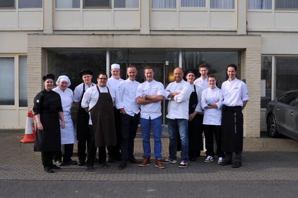 LBB_NL's tweet photo. Samen Strijden Ze Voor De Felbegeerde Plek In De Student Reward Programme Van #Belcolade http://t.co/Lw3sWhtDND