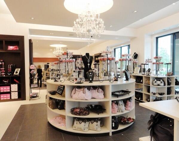 rosespicer's tweet image. Charming Charlie deploys Oracle Retail Merchandise Financial Planning with IBM. #OracleIC14 #oracleretail