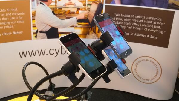 Tyler's Bakery Loyalty App in action at #FDX2014 w/ @CyBake. Download the app play.google.com/store/apps/det…