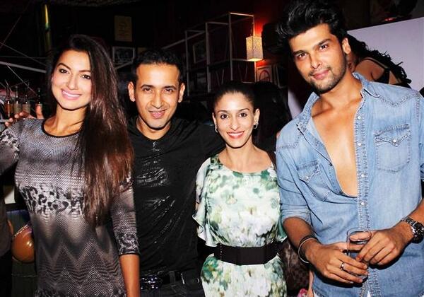 ShilpaAsFC's tweet photo. At 'BabyDoll' success party :) @GAUAHAR_KHAN @KushalT2803 http://t.co/P2PDuZOblu
