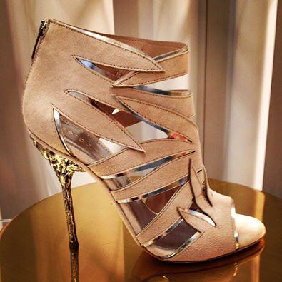 BalHarbourShops's tweet photo. Sergio Rossi's tan suede cut-out bootie with gold hammered heel, just in @ Sergio Rossi BH! http://t.co/vvrDAI3DjO http://t.co/TELGeJaeT2