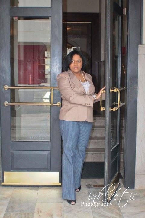 LoveLinkNetwork's tweet image. Meet one of our Most Eligible Bachelorettes participating in the April 25th date auction.