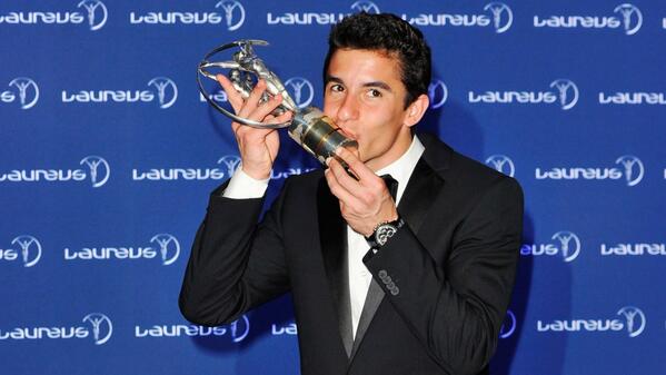 dolorsg22's tweet photo. "@MotoFamilyGP: @marcmarquez93 gana el Premio Laureus World Breakthrough. http://t.co/wluVuPgf2Z http://t.co/VjqgDDsBU0"Moltes Felicitats !!