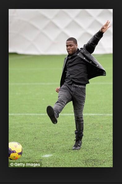 roth_caleb's tweet image. @malia_marie97 #KickMove girl u better smile  be happy be joyful or imma kick move ya just like that