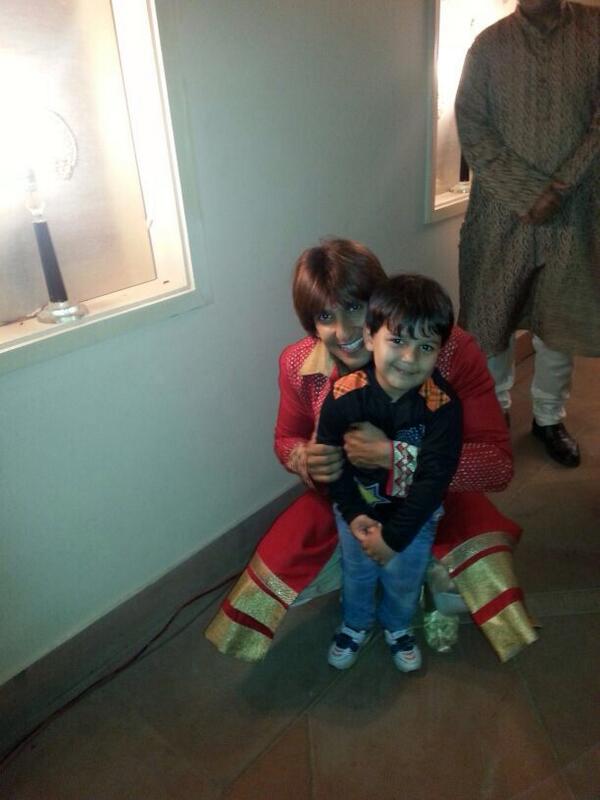 Embedded image permalink