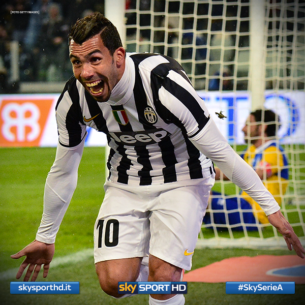 SkySport's tweet photo. Carlos #Tevez firma il suo 18° gol in Serie A, stagione magica per l'Apache #JuveParma 2-0 #SkySerieA http://t.co/uV0AUre2eb