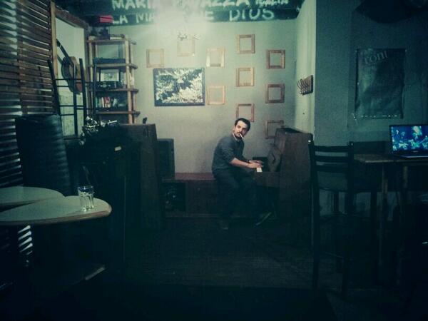 Pripreme u toku, stigao klavir! #FRONT #opstinaBG