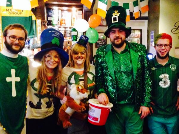 BreakingGrad's tweet image. Last week we visited 28 O'Neill's in 3 days...smashed our charity targets too #imagiraffe #welloiledmachine