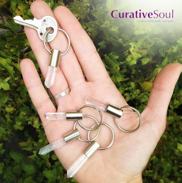 CurativeSoul's tweet photo. Made some Quartz Crystal Point Keychains!  Now avail at http://t.co/yA9rCG3JsH #crystalkeychain #CurativeSoul http://t.co/gpyARpgtxh