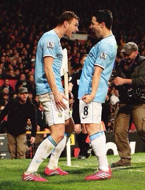 BjsBF-fIQAEFKYt.jpg:large