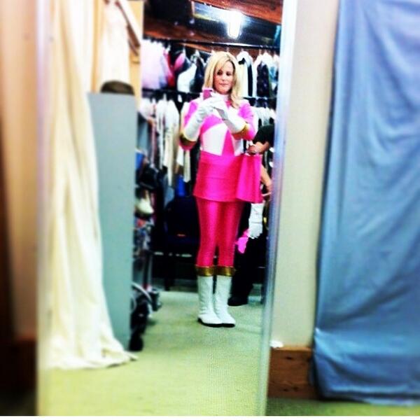Mlippmeier's tweet photo. @Alisonmacinnis you look amazing cool luck in super megaforce #SuperMegaforce #alisonmacinnis #danamitchell http://t.co/GdtuQE4fxT