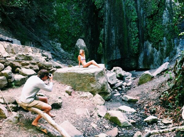 PiperLovegreen's tweet photo. Behind the scenes with Paige Brown and Matt Wier for @PiperSwimwear http://t.co/xEVqX2n9L3