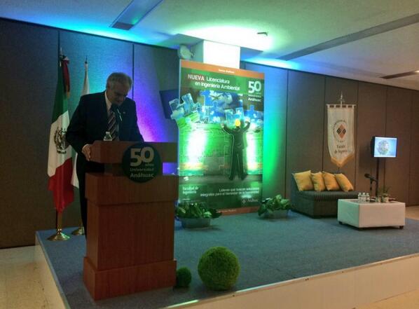 Ahora el Mtro. Guillermo Hijar nos da un mensaje sobre la tecnología y el desarrollo sustentable