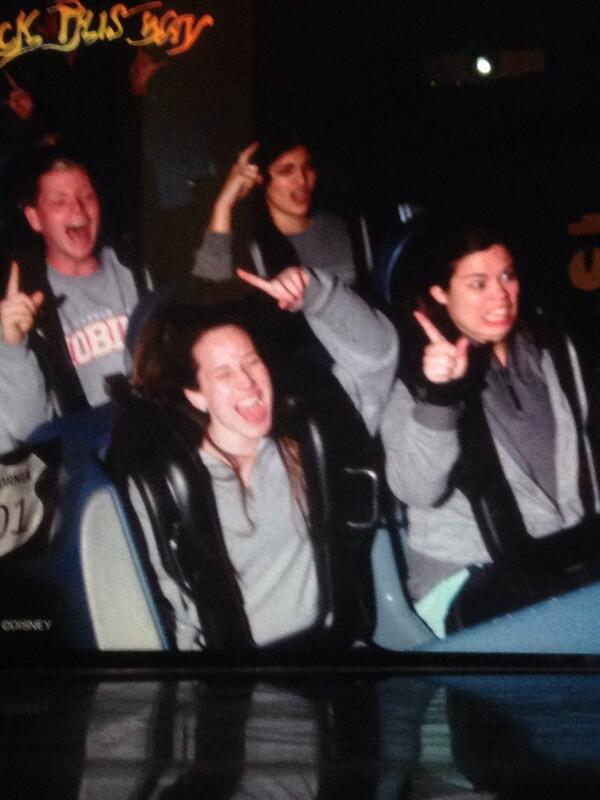 ardsardine's tweet photo. doin the joe like it's our job👆 @shakenbakeAnk http://t.co/MkyZ2hbsmB