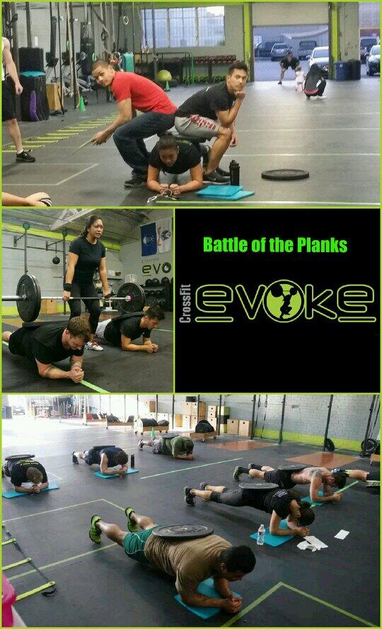EvokeStrength's tweet photo. Did someone say #crossfit #plank? #human #jerkblocks http://t.co/4A6WUpxKgA