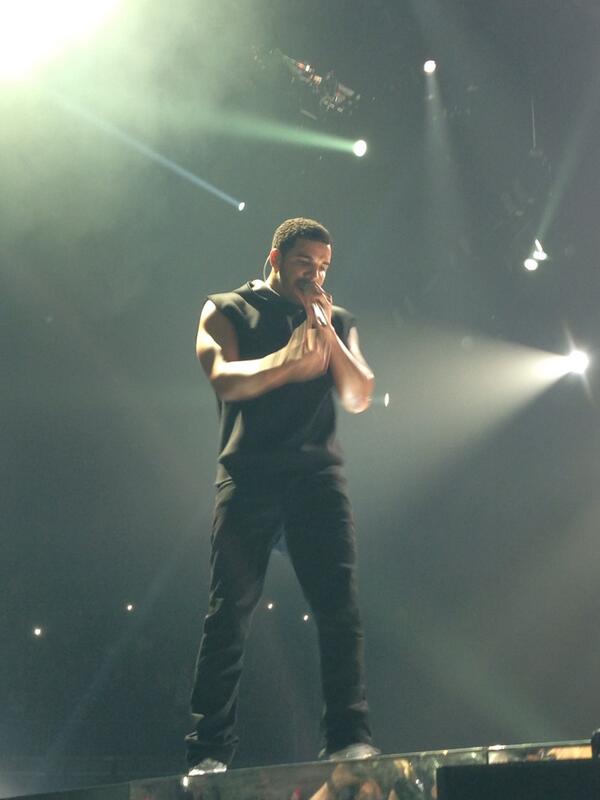 OsborneDionne's tweet image. No new friends, no new friends! (Except for 17,000 new ones in London!) @Drake @WYLAT @JanSmithStudios @ATLVox #ukfun