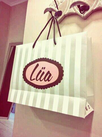 luacullera's tweet photo. Nuestras bolsas ya están aquiiiiii...Estamos super contentas con el resultado!!! http://t.co/ItgNcoFFEO