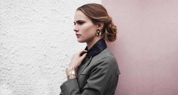 #CRUSH du jour : la manchette Vassily - Chic Alors lecorner.fr/chic-alors #new #beauty