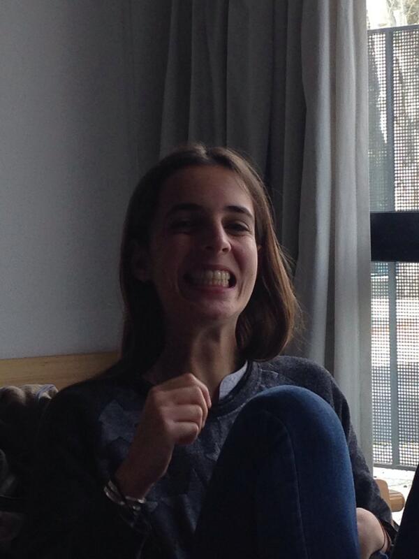 macacucurucu's tweet photo. @1almudena_garay SORIE, HOY ES TU DÍA!!! http://t.co/uHLyjzcKdQ