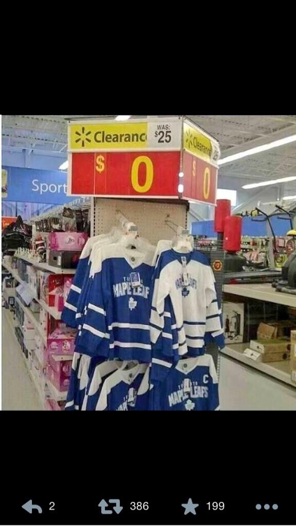 teasfor2's tweet image. Even Walmart has jumped off the bandwagon