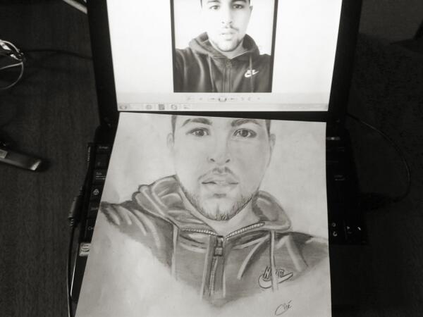 fruitdu_D's tweet photo. Projet terminé. @voltsface #drawing #faceavolts #volteam #VoltsFace http://t.co/p2PcFwpAjr