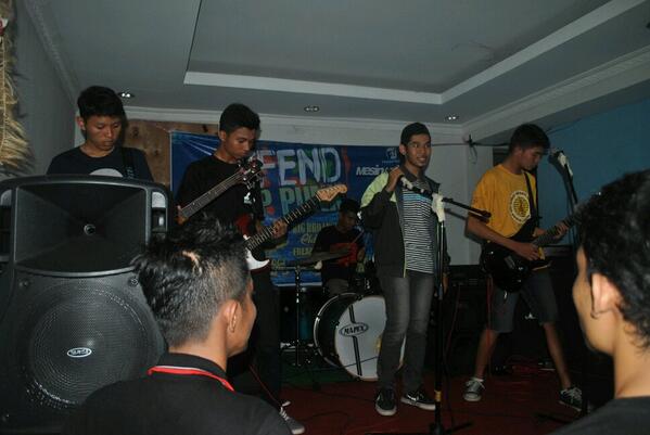 November kemaren :) defend pop punk !!